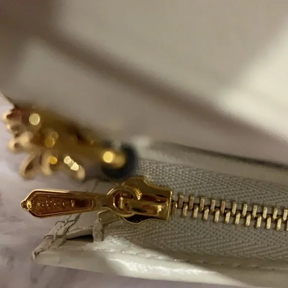 Gucci White Rajah Chain Card Case Sylvie - Picture 7 of 10